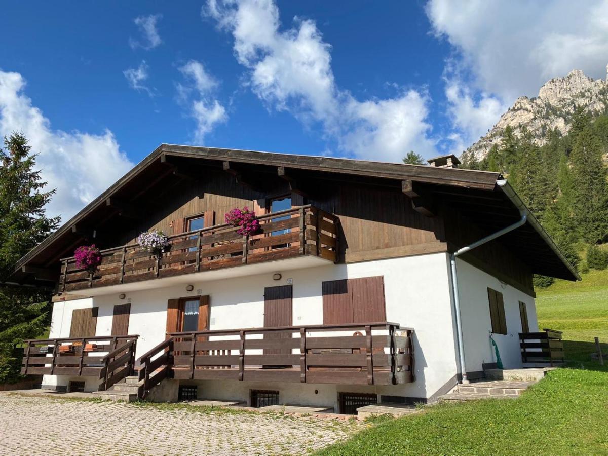 Chalet Relax Pozza di Fassa Exterior photo